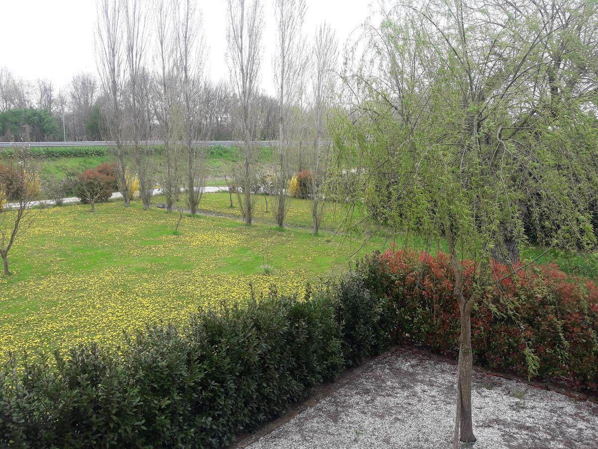Agriturismo Al Navile Malalbergo Bagian luar foto